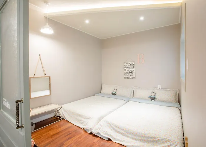 Vanilla 2 Dongdaemun Hostal